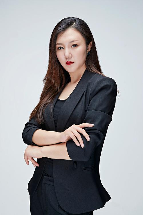何桂君 联合创始人 & 首席运营官